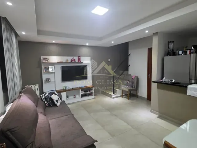 Casa 2 quartos e 1 banheiro, à venda, no bairro Granjas Betânia em Juiz de Fora