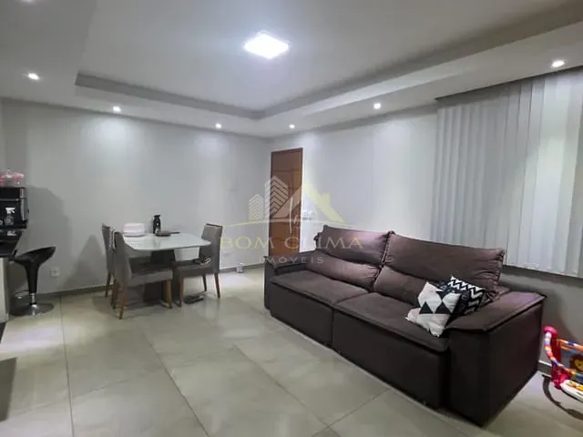 Casa 2 quartos e 1 banheiro, à venda, no bairro Granjas Betânia em Juiz de Fora