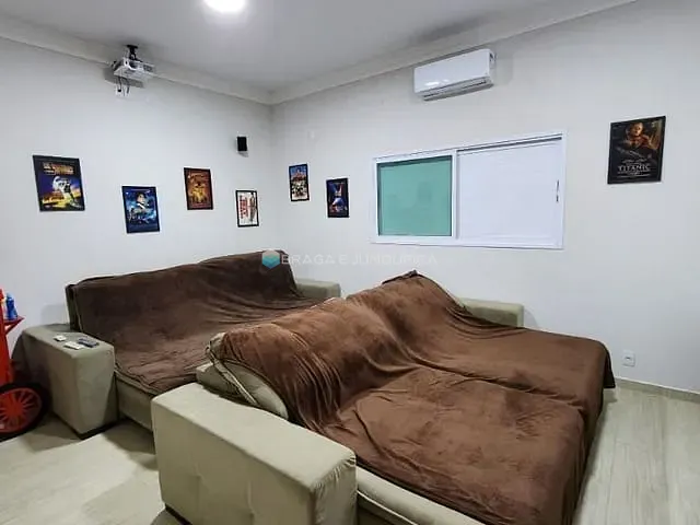 Casa com 560m² 3 quartos e 3 banheiros, à venda, no bairro Centro em Mirassol