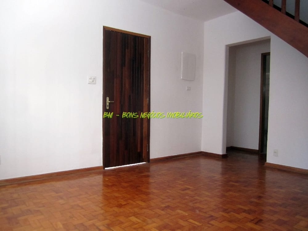 Casa à venda e aluguel com 2 quartos, 130m² - Foto 9