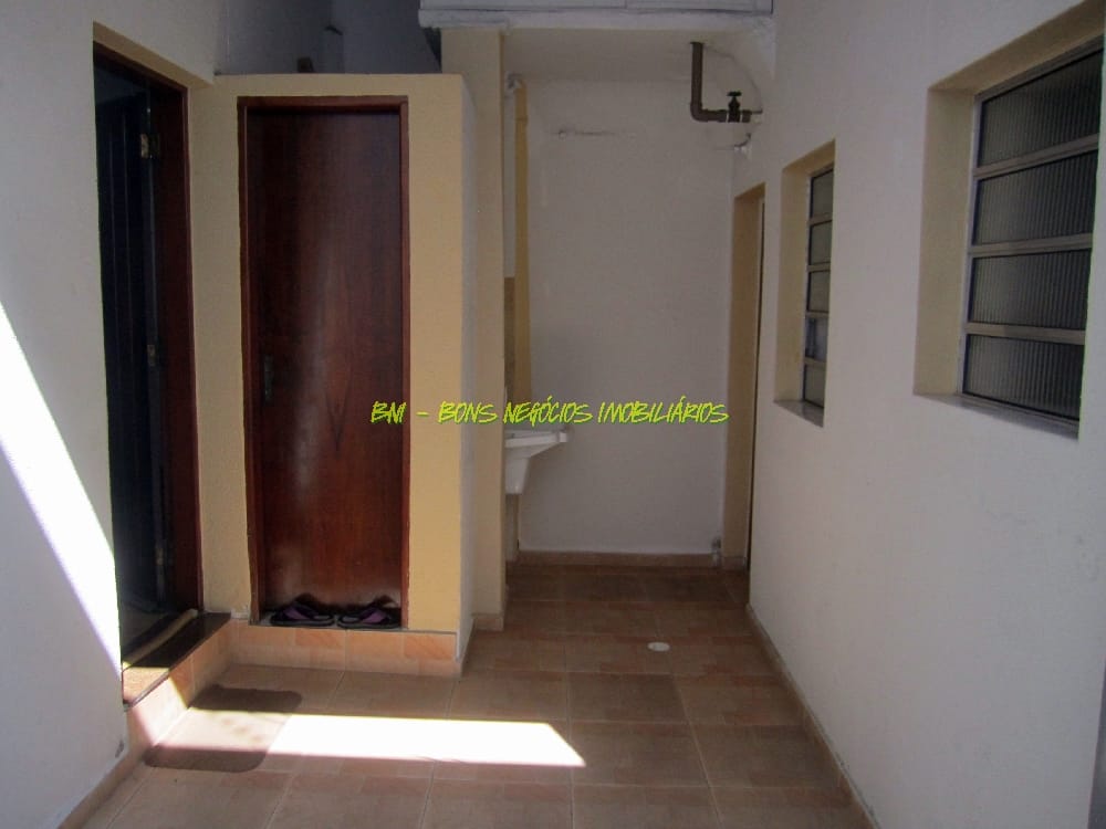 Casa à venda e aluguel com 2 quartos, 130m² - Foto 29