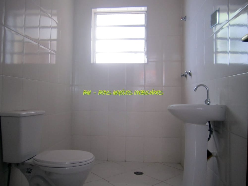 Casa à venda e aluguel com 2 quartos, 130m² - Foto 14
