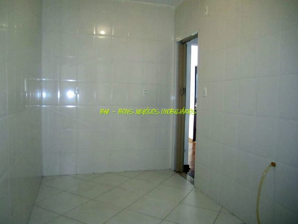 Casa à venda e aluguel com 2 quartos, 130m² - Foto 12