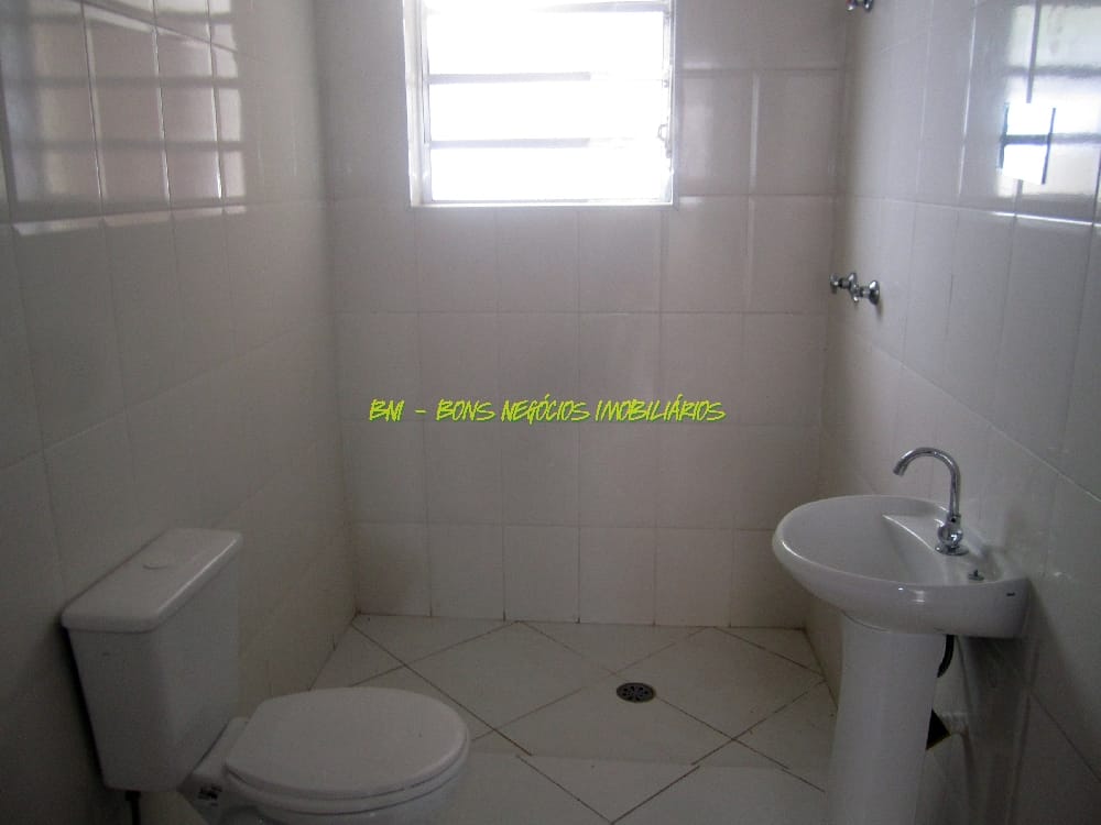 Casa à venda e aluguel com 2 quartos, 130m² - Foto 15