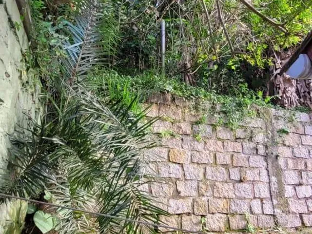 Casa 5 quartos e 2 banheiros, à venda, no bairro Carvoeira em Florianópolis
