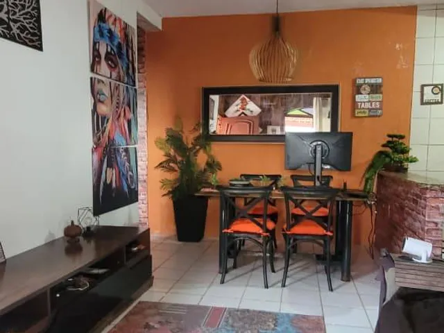 Casa 5 quartos e 2 banheiros, à venda, no bairro Carvoeira em Florianópolis