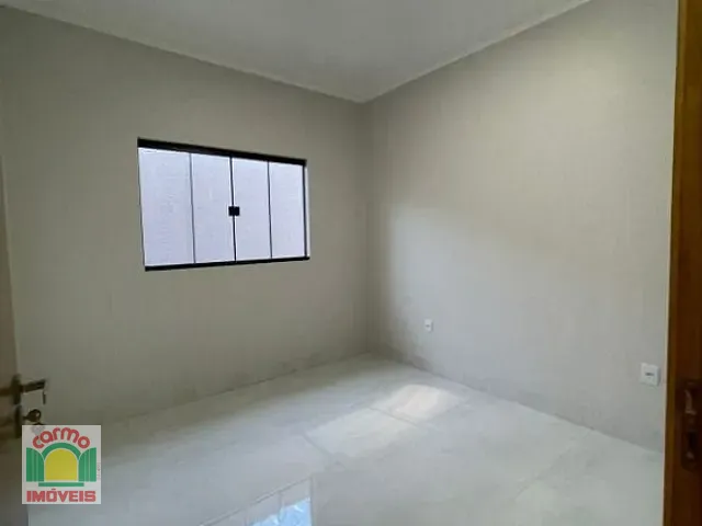 Casa com 200m² 3 quartos e 3 banheiros, à venda, no bairro Jardim Itália em Anápolis
