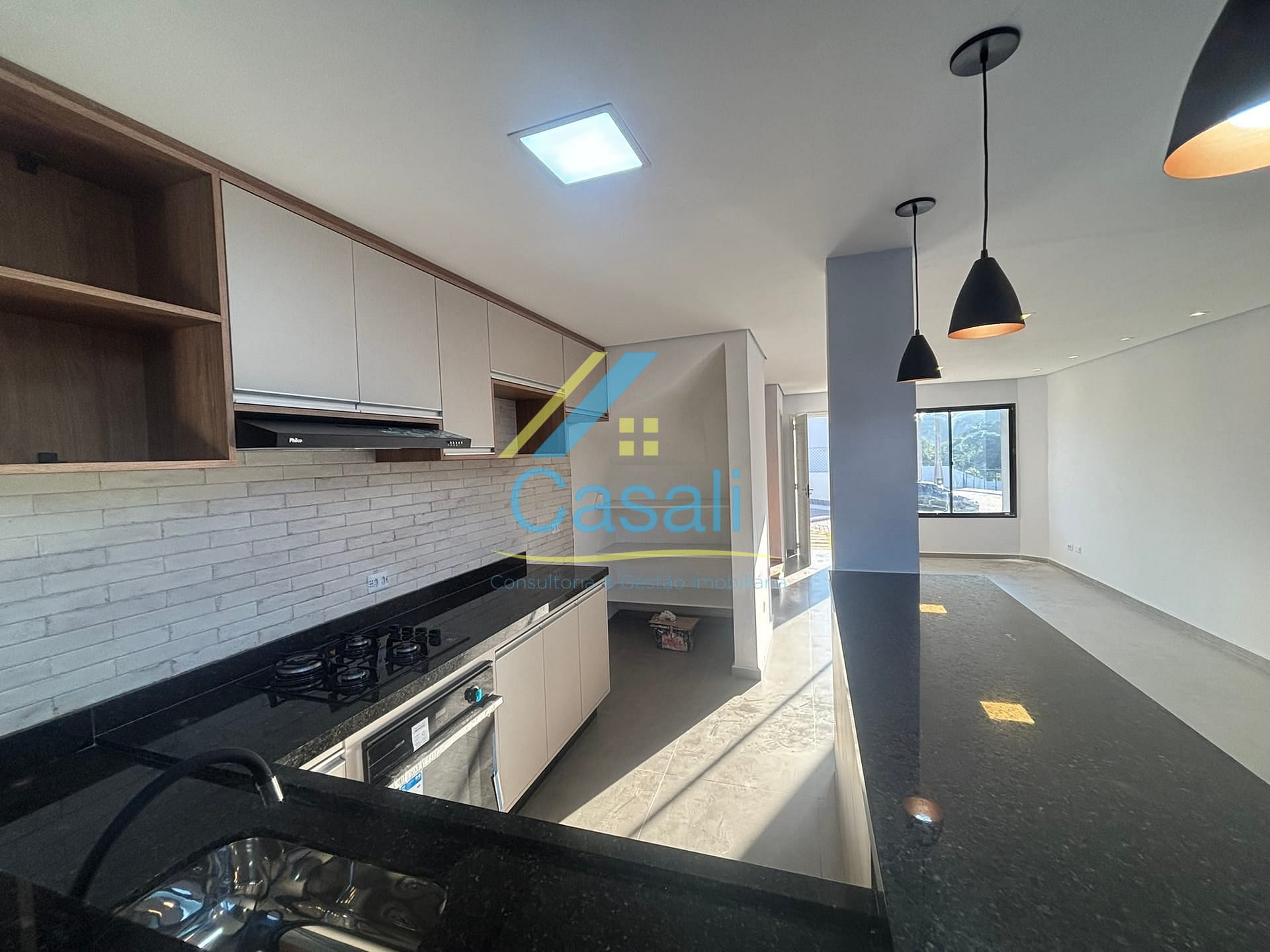 Casa à venda com 3 quartos, 80m² - Foto 12