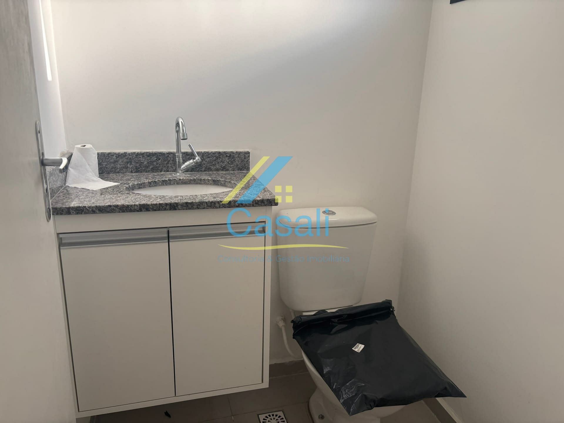 Casa à venda com 3 quartos, 80m² - Foto 13