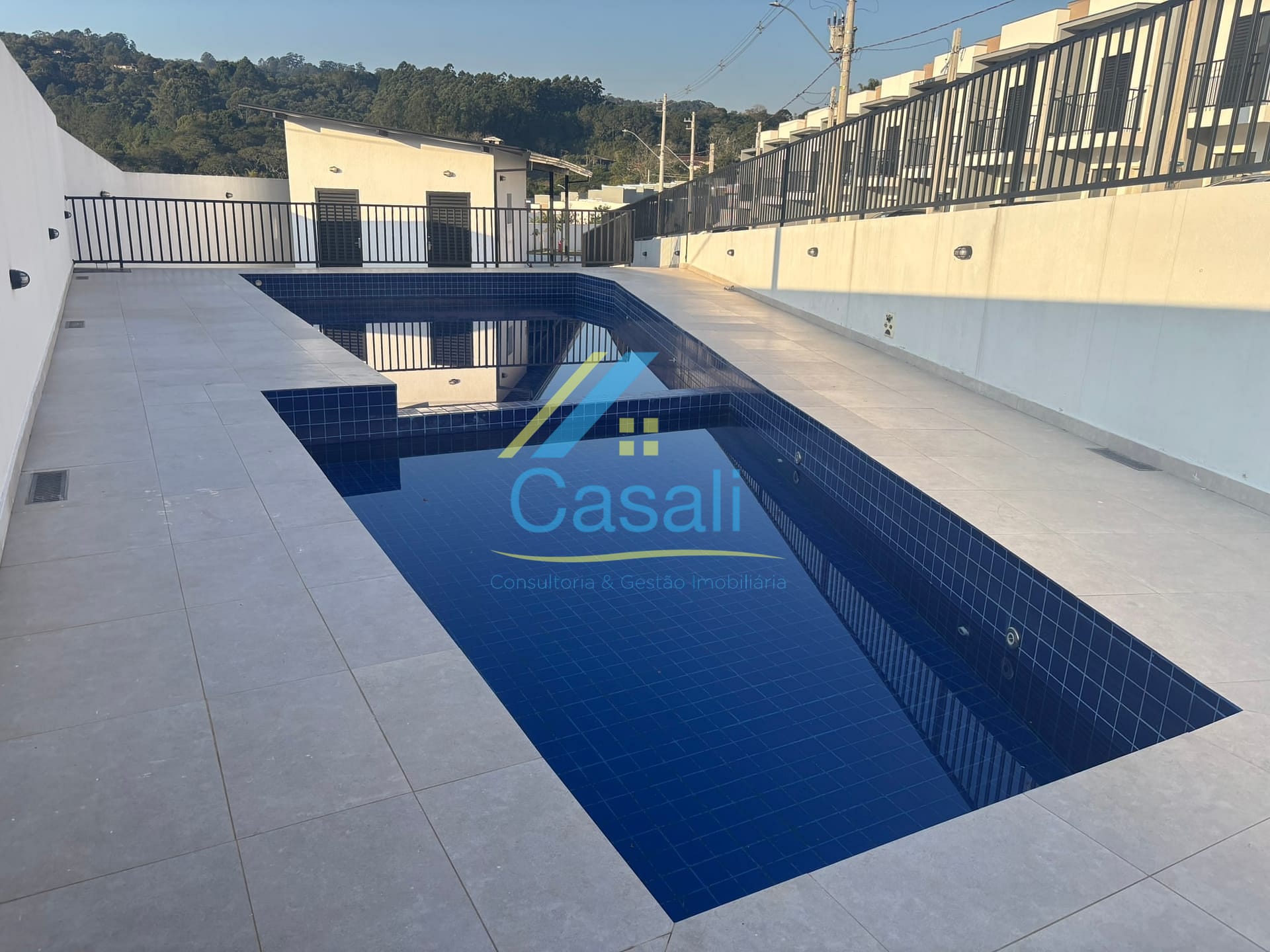 Casa à venda com 3 quartos, 80m² - Foto 28