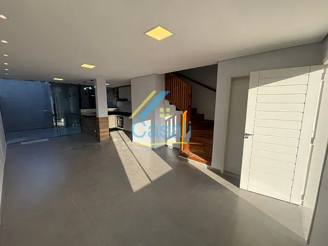 Casa 3 quartos e 3 banheiros, à venda, no bairro Taboão em São Roque