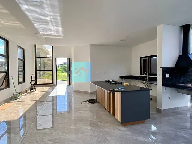 Casa com 250m² 3 quartos e 3 banheiros, à venda, no bairro Bandeira Branca em Jacareí