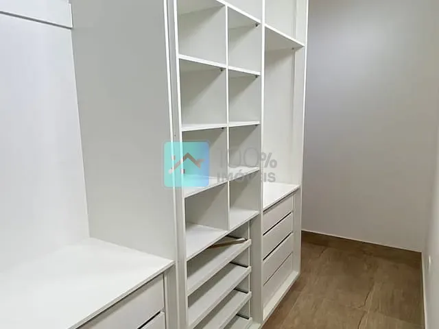 Casa com 250m² 3 quartos e 3 banheiros, à venda, no bairro Bandeira Branca em Jacareí