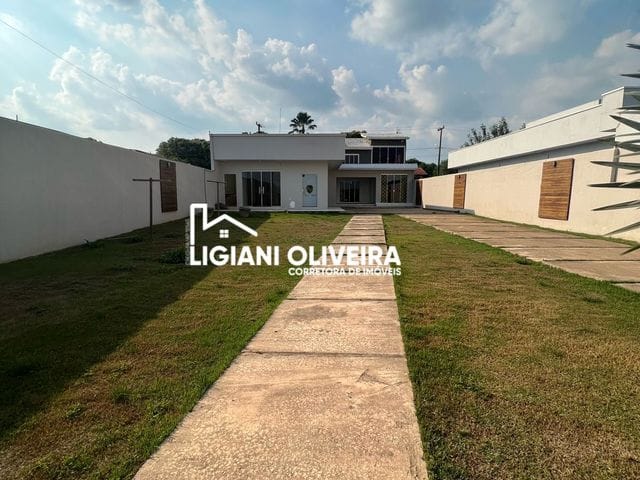 Casa com 500m² 5 quartos e 4 banheiros, à venda, no bairro Cristo Rei em Novo Progresso