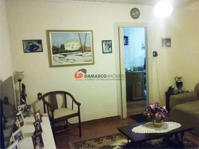 Casa com 166m² 2 quartos e 1 banheiro, à venda, no bairro Vila Paulo Silas em São Paulo