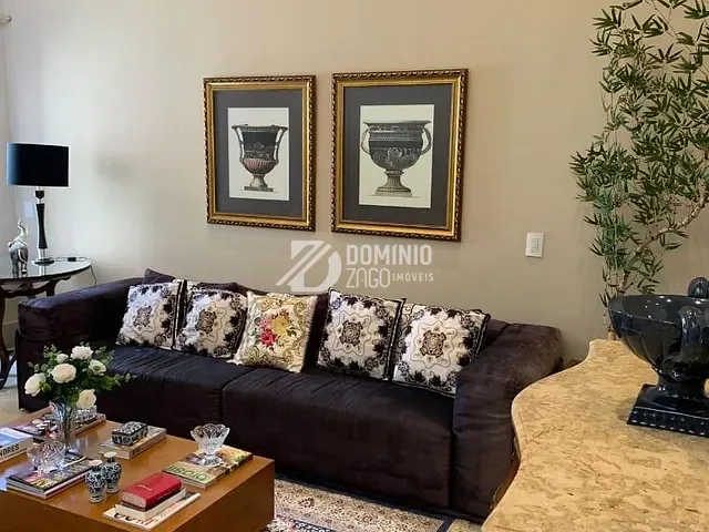 Casa com 300m² 4 quartos e 5 banheiros, à venda, no bairro Flamboyant Residencial Park em Uberaba