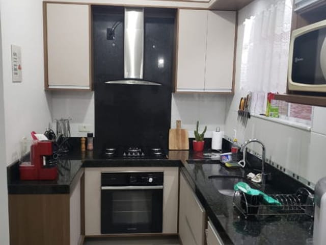 Casa à venda ou para alugar, no bairro Jardim Cristina em Pindamonhangaba