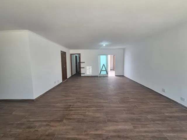 Casa com 300m² 3 quartos e 5 banheiros, para alugar, no bairro Parque da Mooca em São Paulo