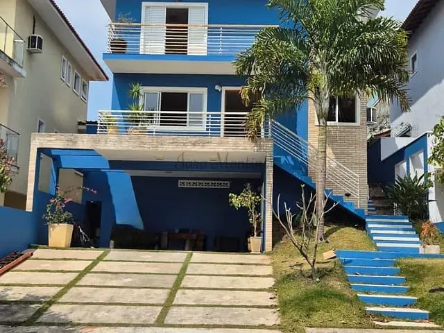Casa com 360m² 3 quartos e 2 banheiros, à venda, no bairro Jardim Caiapiá em Cotia