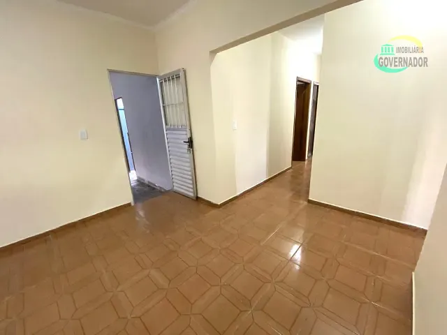 Casa com 100m² 3 quartos e 1 banheiro, para alugar, no bairro Parque Universitário de Viracopos em Campinas