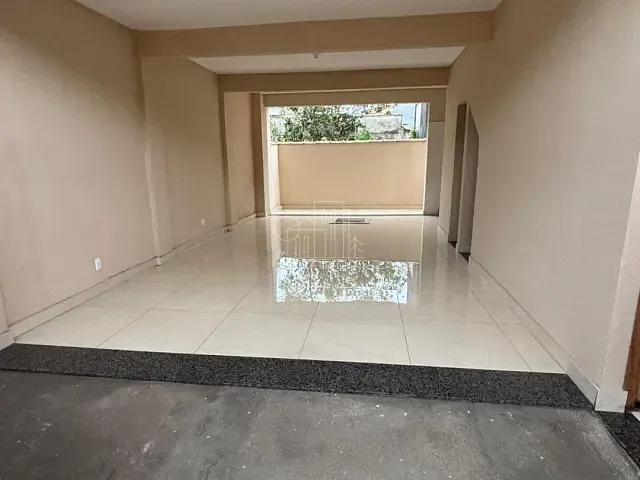Casa com 360m² 2 quartos e 2 banheiros, para alugar, no bairro Liberdade em Rio das Ostras