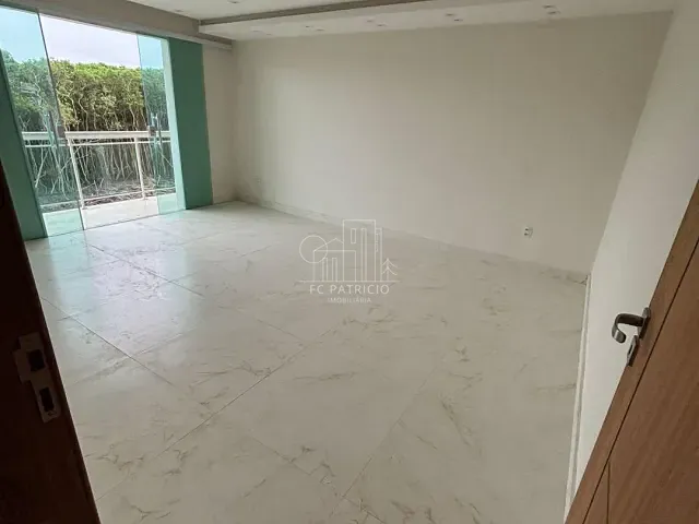 Casa com 360m² 2 quartos e 2 banheiros, para alugar, no bairro Liberdade em Rio das Ostras
