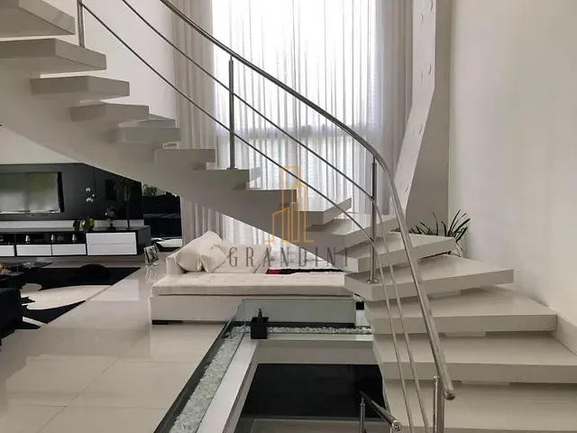Casa com 600m² 5 quartos e 7 banheiros, à venda, no bairro Parque Terra Nova II em São Bernardo do Campo