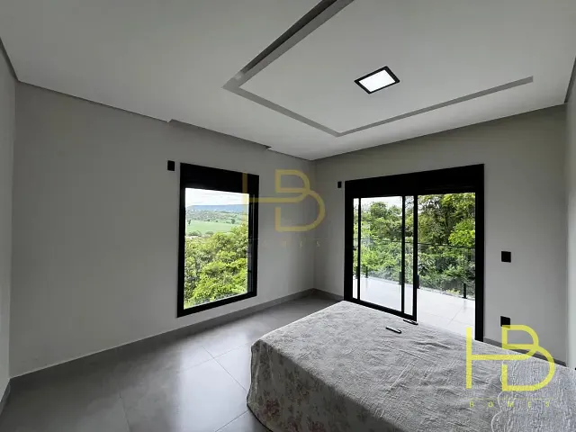 Casa 3 quartos e 3 banheiros, à venda, no bairro Village Ipanema II em Araçoiaba da Serra