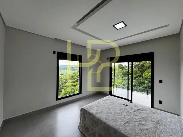 Casa 3 quartos e 3 banheiros, à venda, no bairro Village Ipanema II em Araçoiaba da Serra