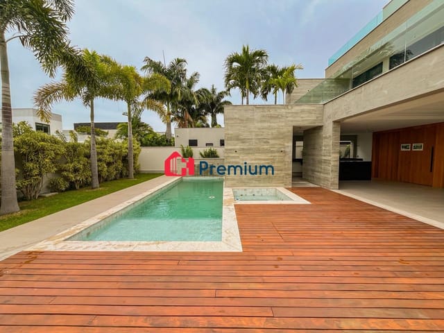 Casa 5 quartos e 8 banheiros, à venda, no bairro Barra da Tijuca em Rio de Janeiro