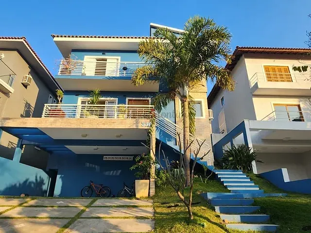 Casa com 360m² 3 quartos e 2 banheiros, à venda, no bairro Jardim Caiapiá em Cotia