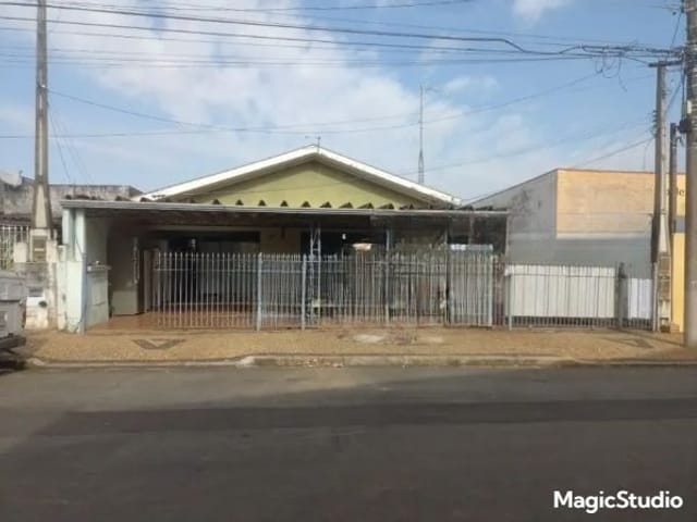 Casa com 250m² 4 quartos e 2 banheiros, à venda, no bairro Vila Margarida em Americana