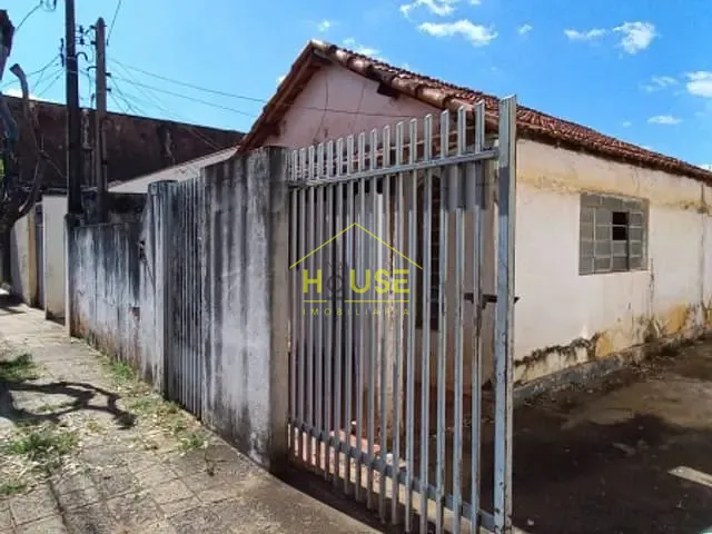 Casa com 270m² 2 quartos e 2 banheiros, à venda, no bairro Vila Marim em Votuporanga