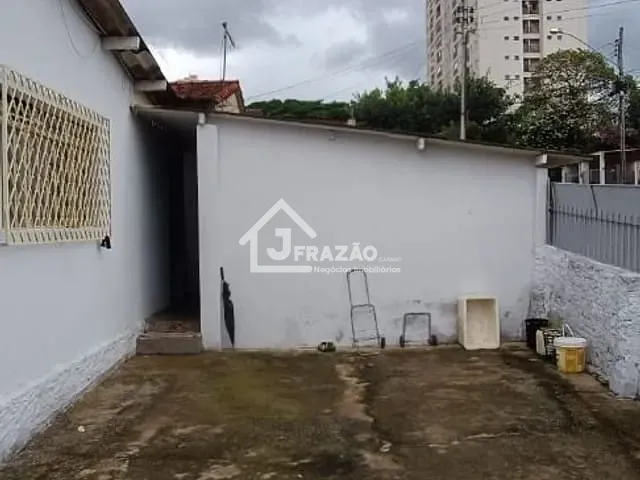 Casa com 497m² 3 quartos e 1 banheiro, à venda, no bairro Vila Monticelli em Goiânia