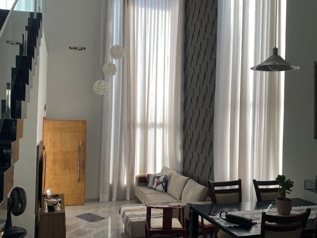 Casa com 256m² 3 quartos e 2 banheiros, à venda, no bairro Gleba Simon Frazer em Londrina