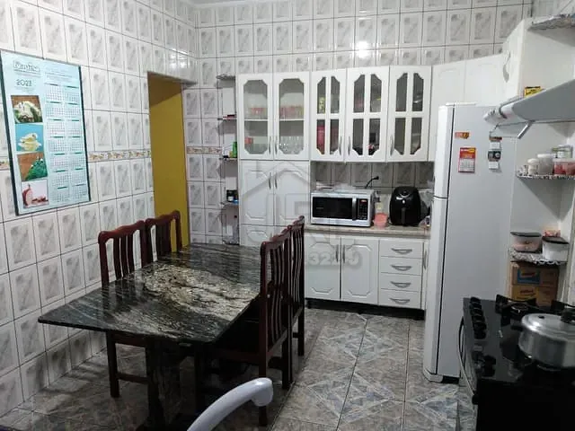 Casa com 175m² 2 quartos e 3 banheiros, à venda, no bairro Alto da Boa Vista em Mauá
