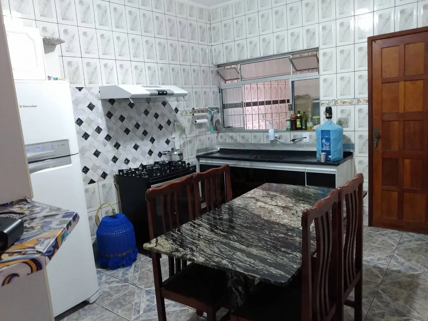 Casa, 2 quartos, 207 m² - Foto 4