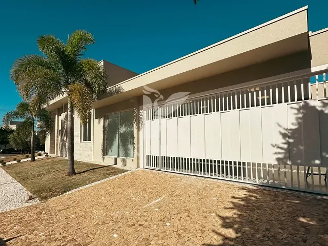 Casa com 451m² 3 quartos e 5 banheiros, à venda, no bairro Jardim de Itapoan em Paulínia