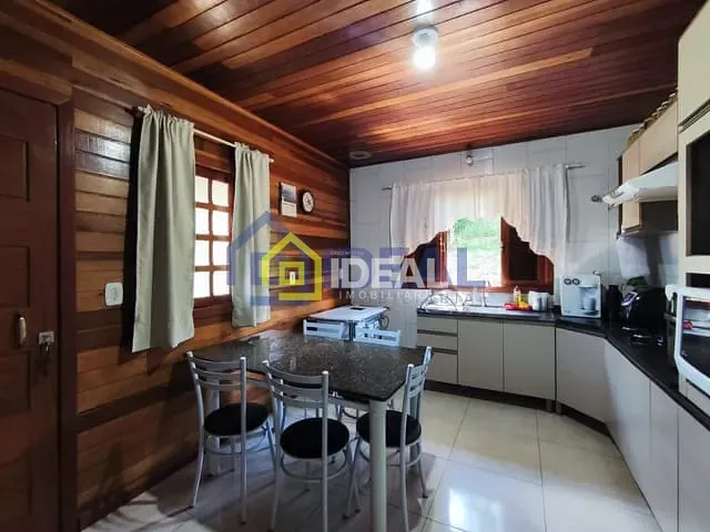 Casa 3 quartos e 1 banheiro, à venda, no bairro Nossa Senhora da Salete em Concórdia
