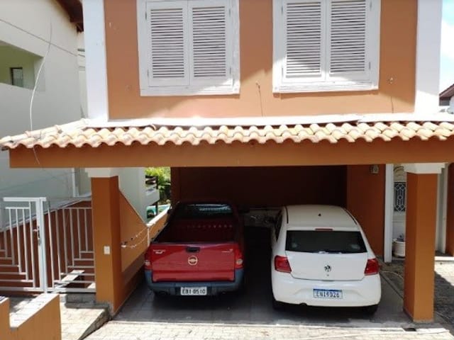 Casa com 420m² 3 quartos e 6 banheiros, à venda, no bairro San Diego Park em Cotia