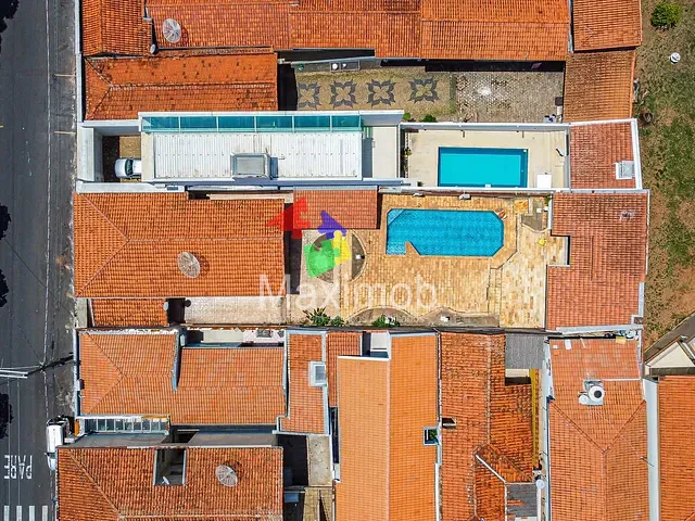 Casa com 400m² 3 quartos e 2 banheiros, à venda, no bairro Santa Cruz em Itapira