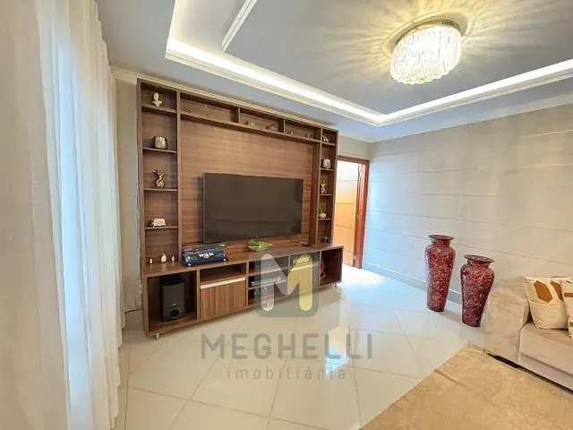 Casa com 250m² 3 quartos e 4 banheiros, à venda, no bairro Centro em Serrana