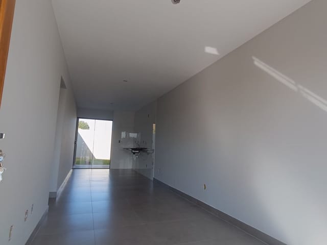 Casa com 126m² 2 quartos e 1 banheiro, à venda, no bairro Residencial Araucária em Cambé