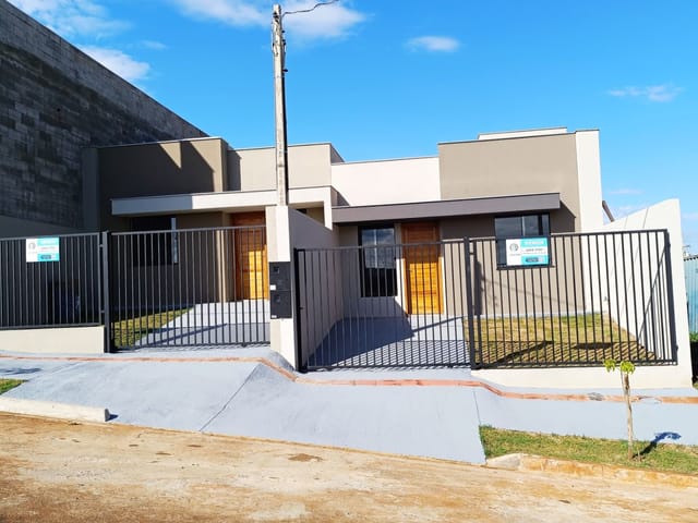 Casa com 126m² 2 quartos e 1 banheiro, à venda, no bairro Residencial Araucária em Cambé