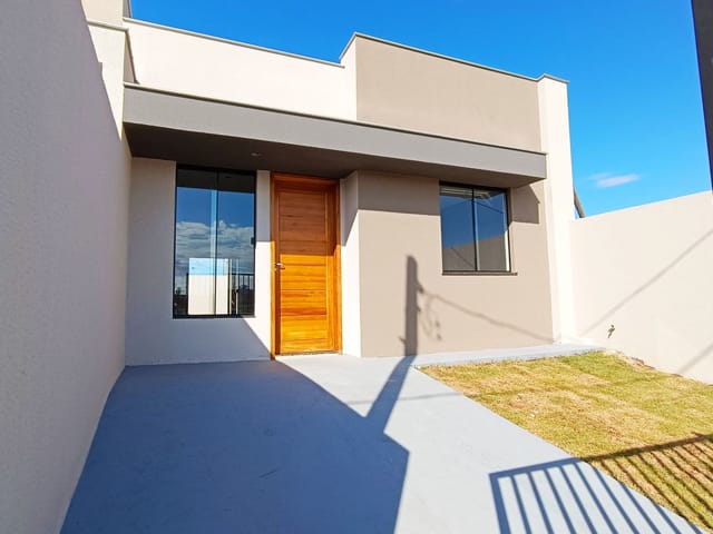 Casa com 126m² 2 quartos e 1 banheiro, à venda, no bairro Residencial Araucária em Cambé
