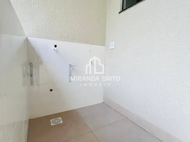 Casa 2 quartos e 2 banheiros, à venda, no bairro Independência - 1º Complemento Setor das Mansões em Aparecida de Goiânia