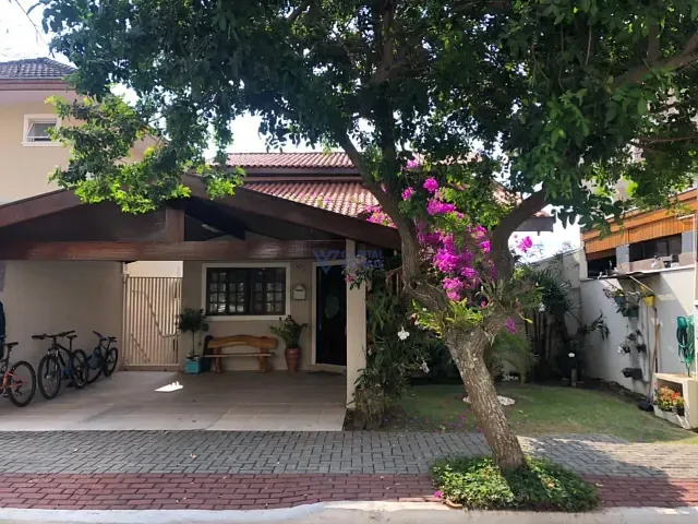 Casa com 250m² 4 quartos e 3 banheiros, à venda, no bairro Urbanova em São José dos Campos