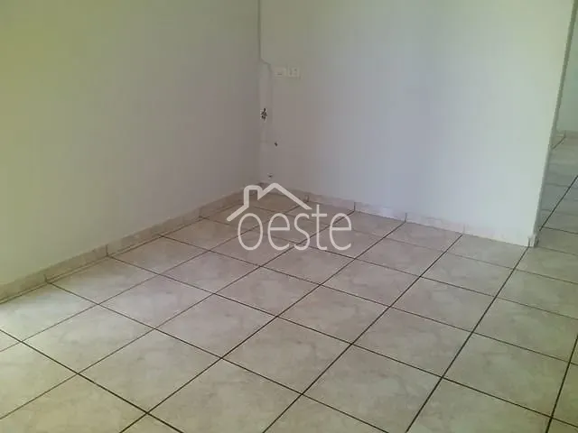 Casa com 250m² 3 quartos e 1 banheiro, para alugar, no bairro Vila Maria em Santa Bárbara D'Oeste