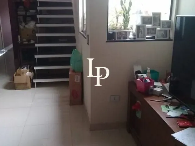 Casa com 250m² 1 quarto e 2 banheiros, à venda, no bairro Parque Novo Oratório em Santo André