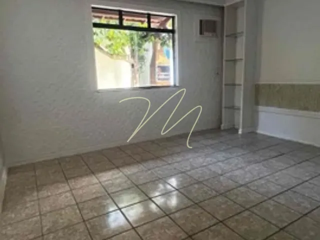 Casa com 300m² 5 quartos e 4 banheiros, para alugar, no bairro São Francisco em Ilhéus
